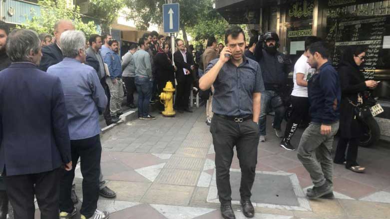 بازداشت ۳۵ نفر در رابطه با گرانی دلار و خرید و فروش اتومبیل